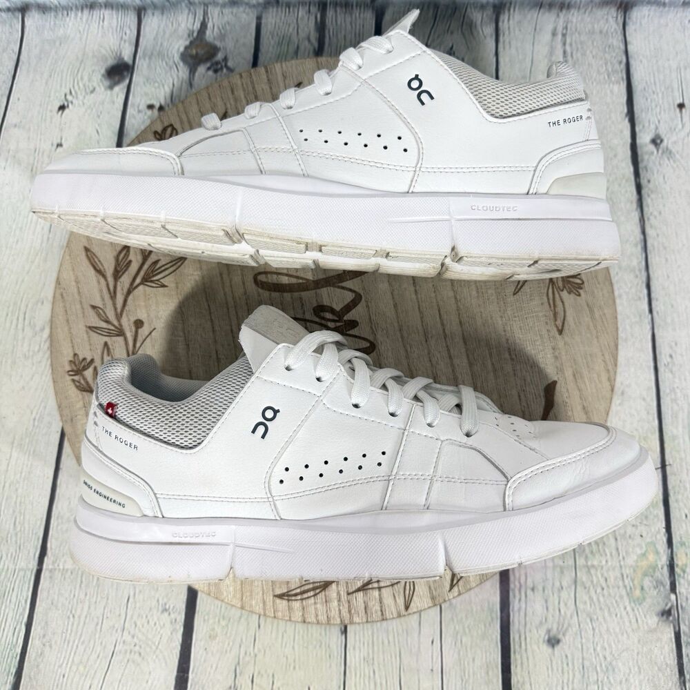 On Roger Clubhouse 2 Sneaker Women Size 10 White Leather Pickeball Tennis Shoes